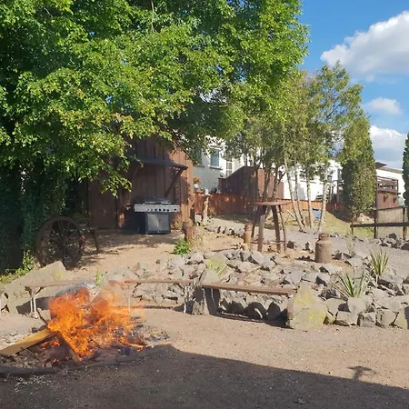 Besondere Spirit Auf Idyllischem Reiterhof Nahe Burg Eltz アパート Münstermaifeld